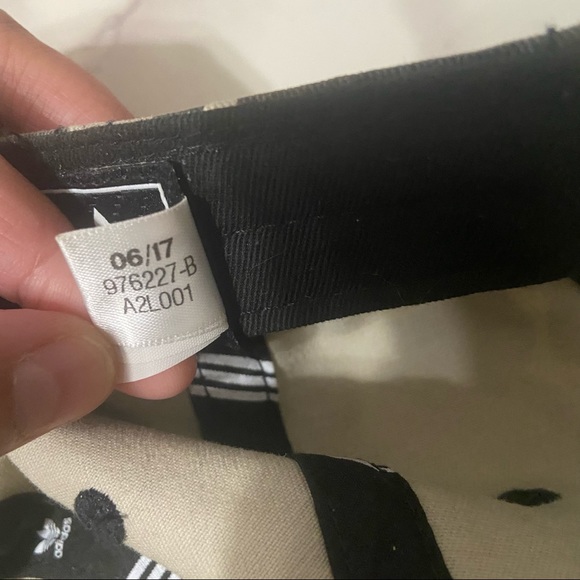 Adidas cap - Picture 8 of 9